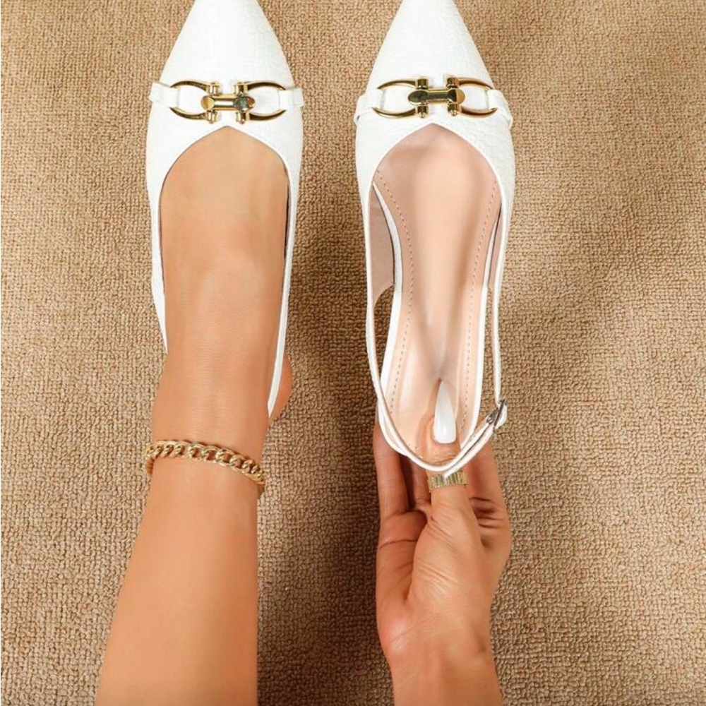 Elegant White Slingback Heels - Picture 4 of 4